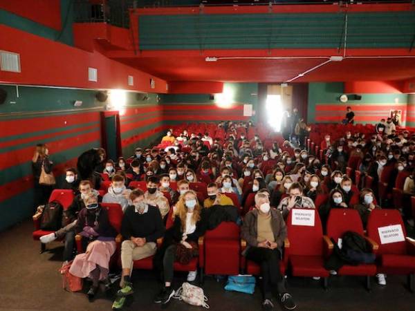 Luino, 300 studenti per la presentazione del PCTO “Giovani del Verbano per il&nbsp;Clima”